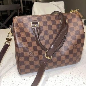 Brand new Louis Vuitton 25 speedy with strap
